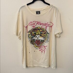 Ed Hardy Cream Tee with Vibrant Tiger Print
